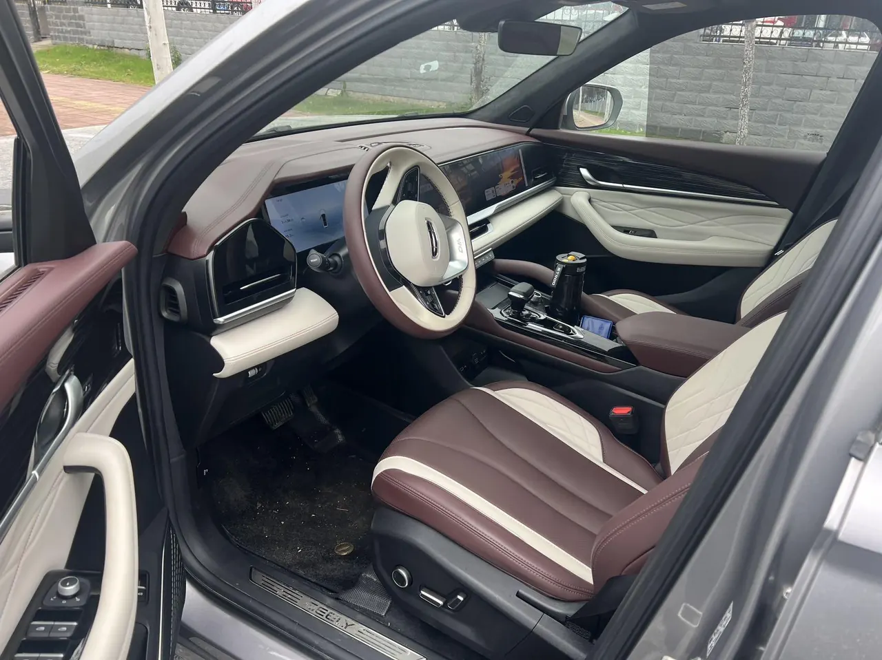 Geely 2024 XingyueL (Monjaro) 2.0TD high-power two-wheel drive cloud version automatic gear 3