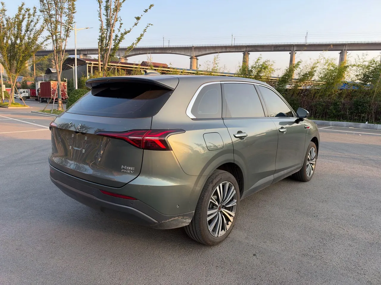 HongQi 2026 HS6 PHEV 1.5T 240 Smart Hybrid Automatic Gear 6