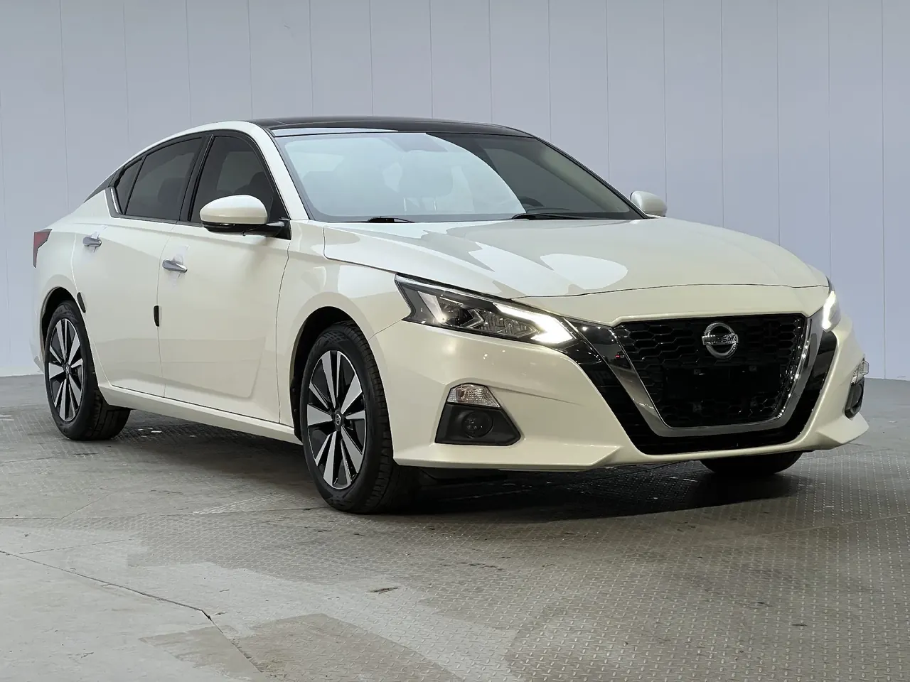 Nissan 2021 Teana 2.0 Stepless XL Comfort Edition Automatic Gear 3
