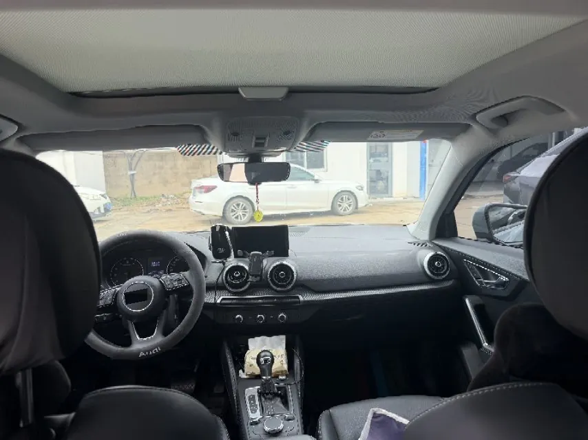 Audi 2022 Q2L 1.4TFSI 35TFSI Enterprising and Elegant Automatic 6