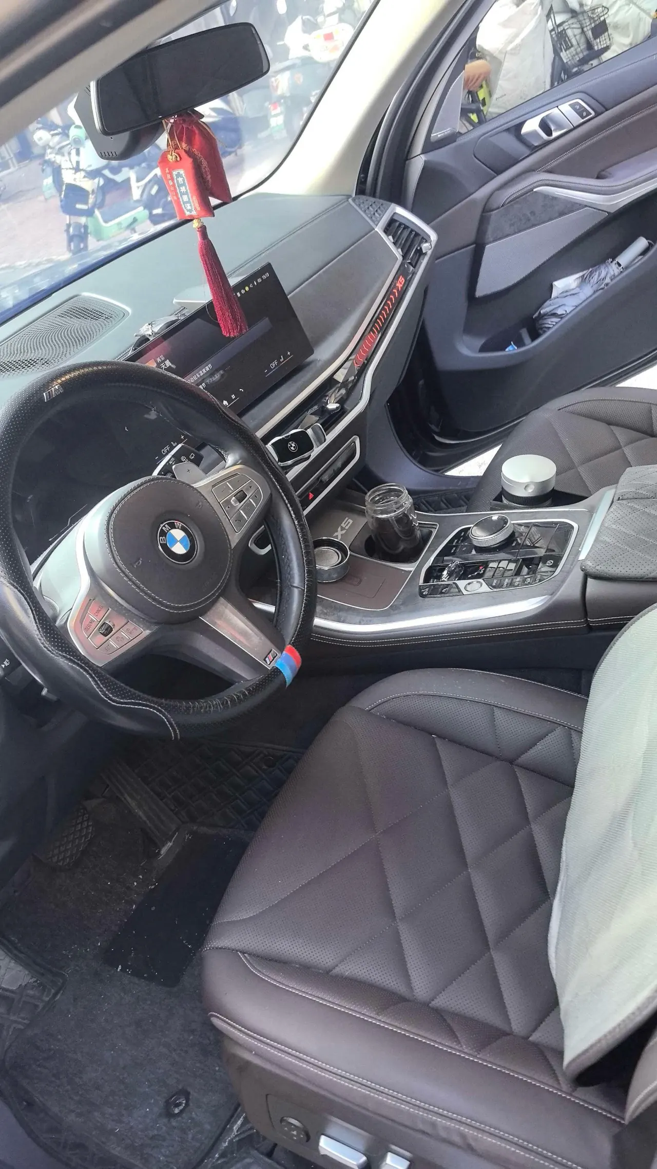 BMW 2023 X5 xDrive30Li 48V 2.0T exclusive m sports obsidian night suit automatic gear 2