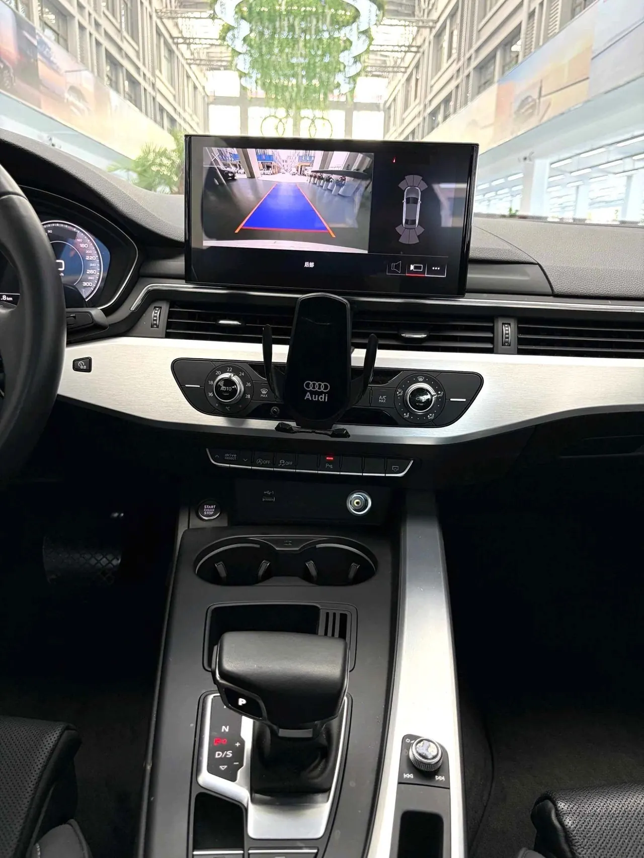 Audi 2020 A4L 2.0TFSI 40TFSI Fashion Dynamic Automatic 10