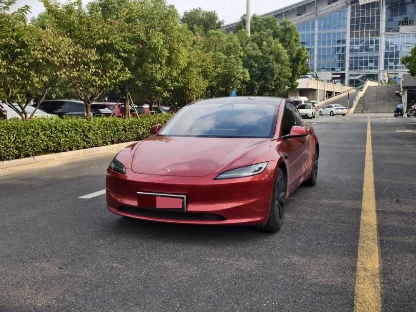 Open image lightbox: Tesla 2023 Model 3 Rejuvenation Edition Rear Wheel Drive Automatic Transmission
