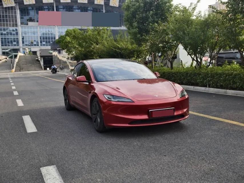 Tesla 2023 Model 3 Rejuvenation Edition Rear Wheel Drive Automatic Transmission 3