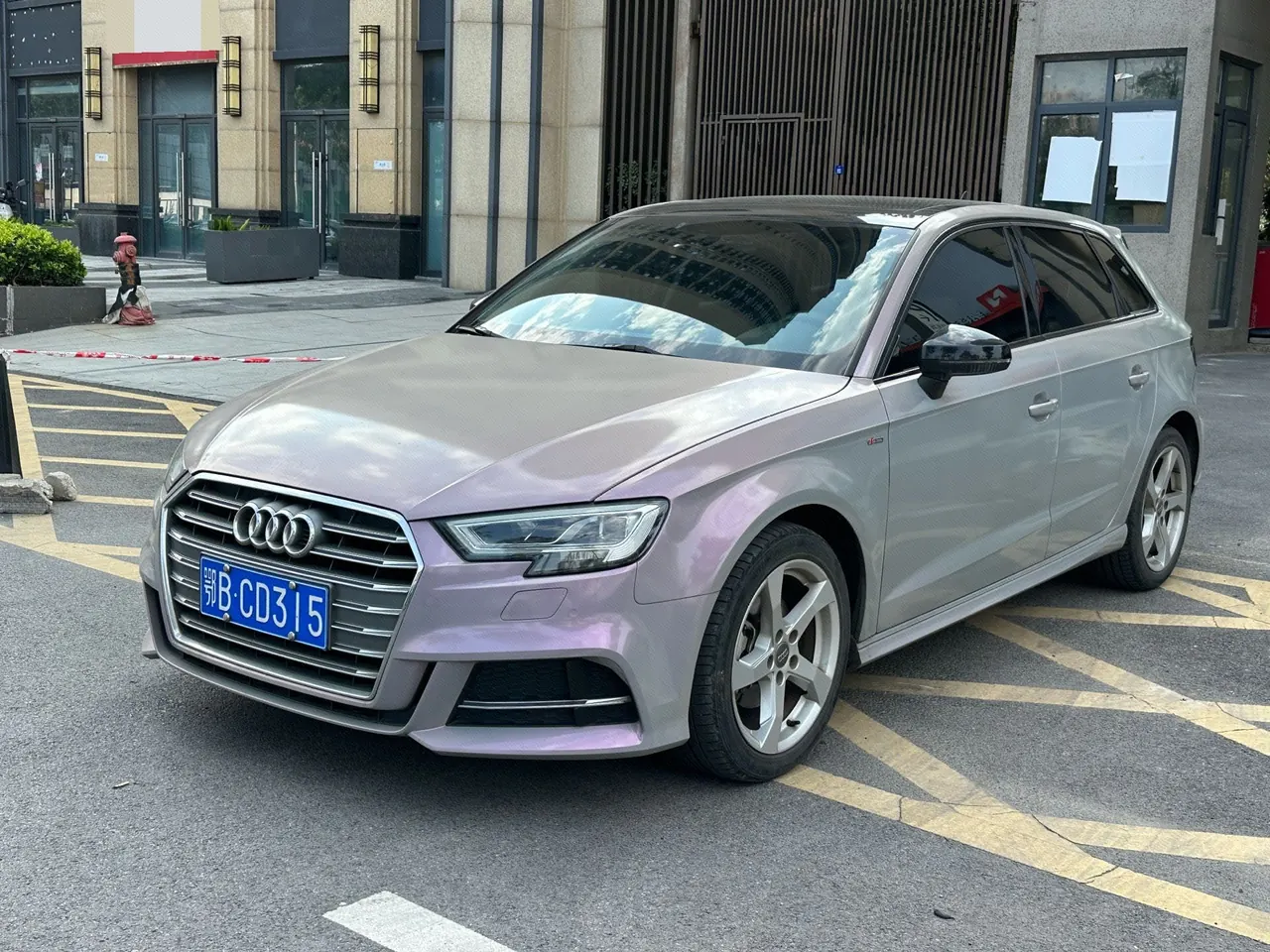 Открыть галерею: Audi 2020 A3 Sportback 1.4TFSI 35TFSI Fashion Automatic