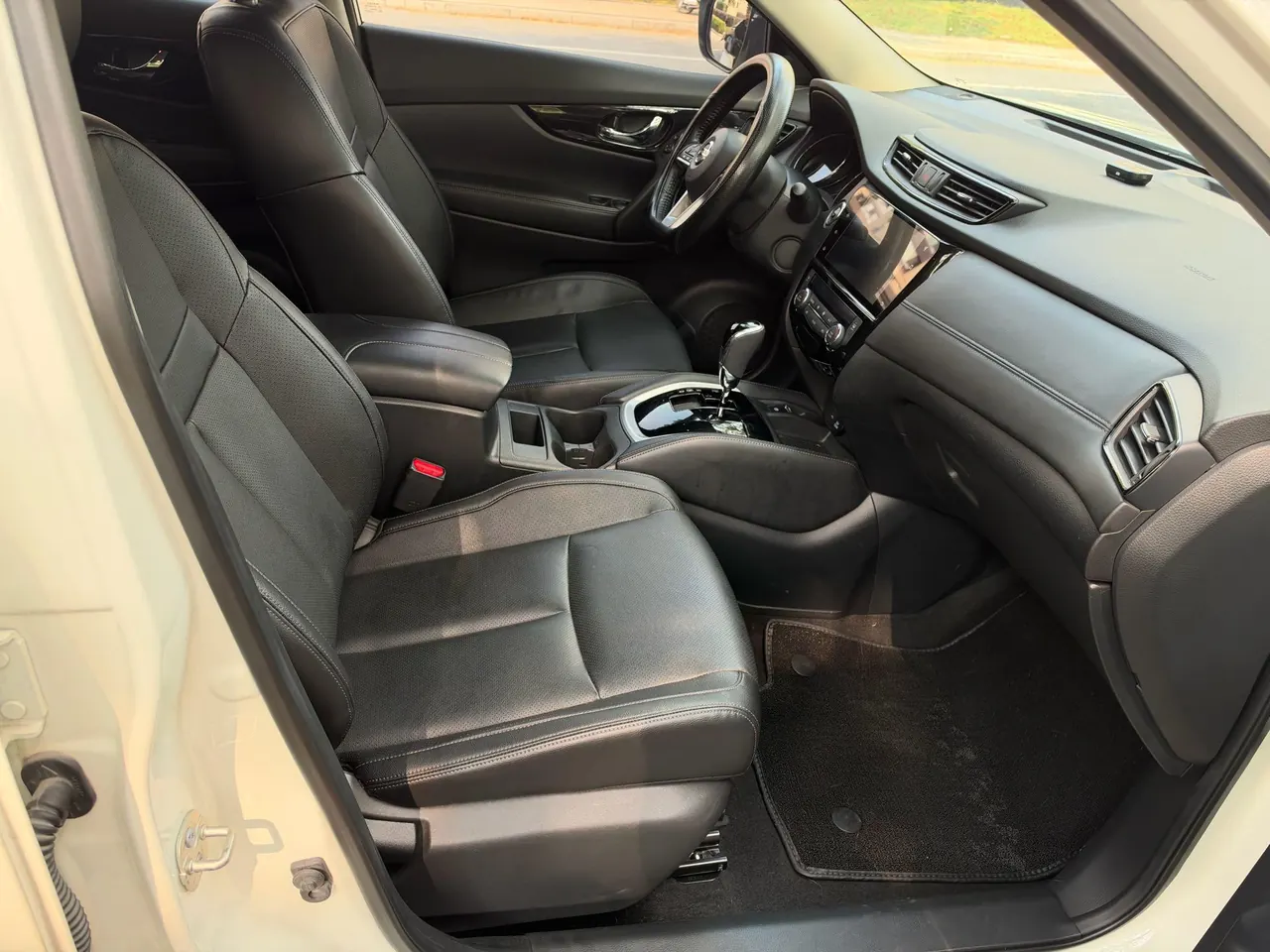 Nissan 2021 Qijun 2.0 Stepless XL ITS Two-Drive Smart Union Comfort Edition Automatic Gear 8