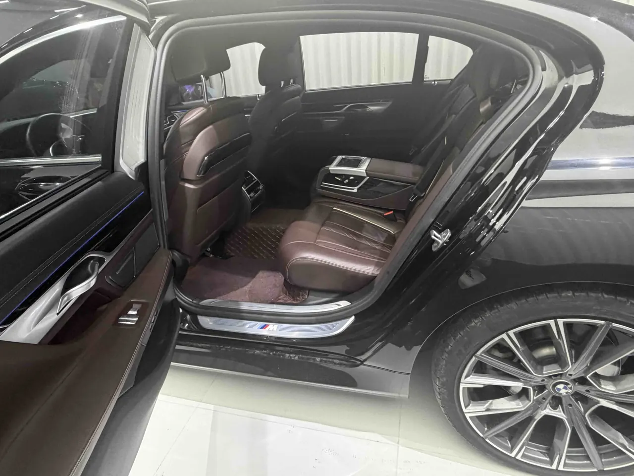 BMW 7 Series (Imported) 2021 740Li 3.0T Leading M Sports Suit Automatic Gear 4
