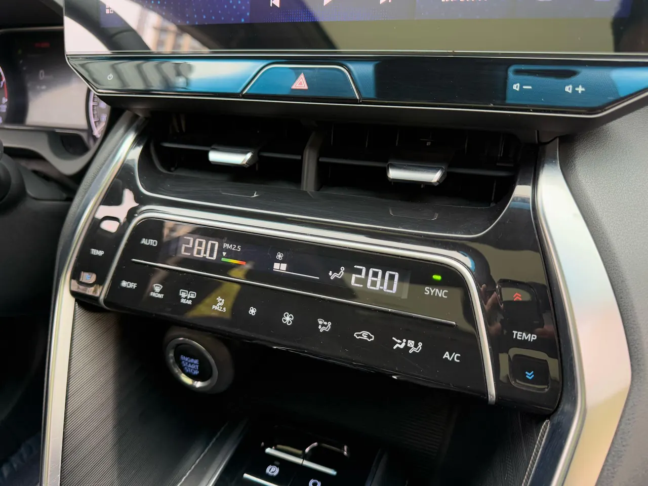 Toyota 2022 LingFang 2.0 Stepless Two-Drive Premium Edition Automatic Gear 12