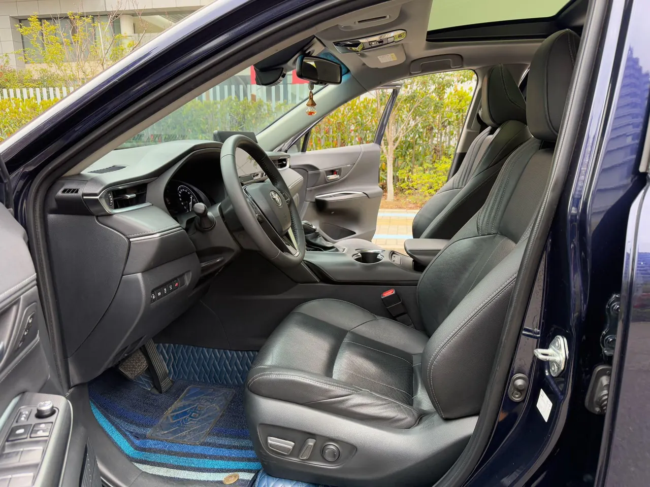 Toyota 2022 LingFang 2.0 Stepless Two-Drive Premium Edition Automatic Gear 8