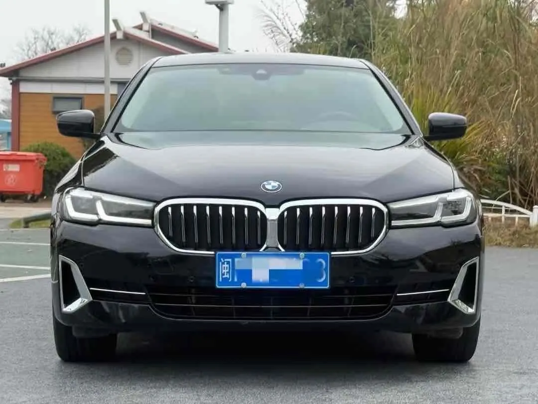 BMW 5 Series 2022 530Li 2.0T Leading M Sports Suit (Change 2) Automatic Gear 2