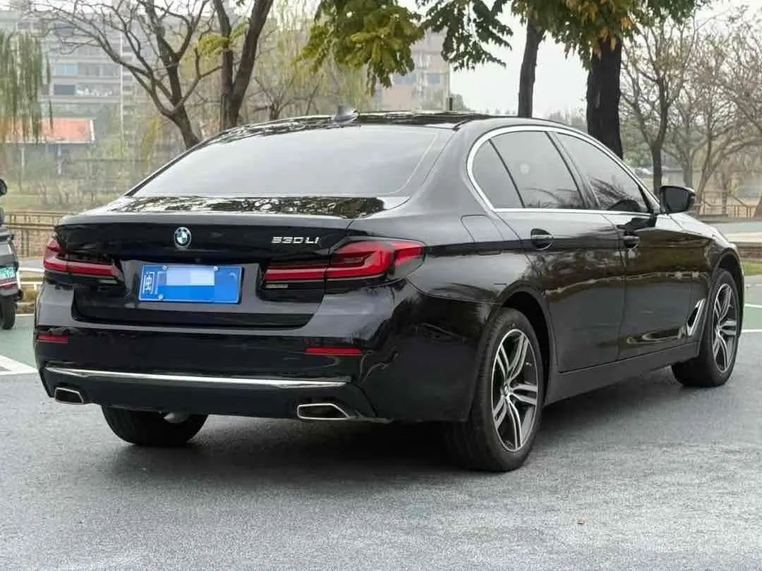 BMW 5 Series 2022 530Li 2.0T Leading M Sports Suit (Change 2) Automatic Gear 9