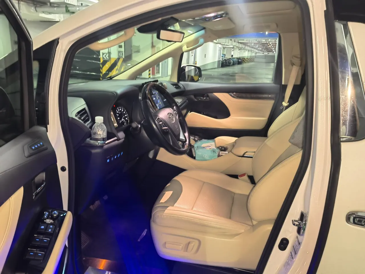Toyota Wilfa (Imported) 2021 Crown Wilfa 2.5 Stepless Crown HV Extreme Edition Automatic Gear 4