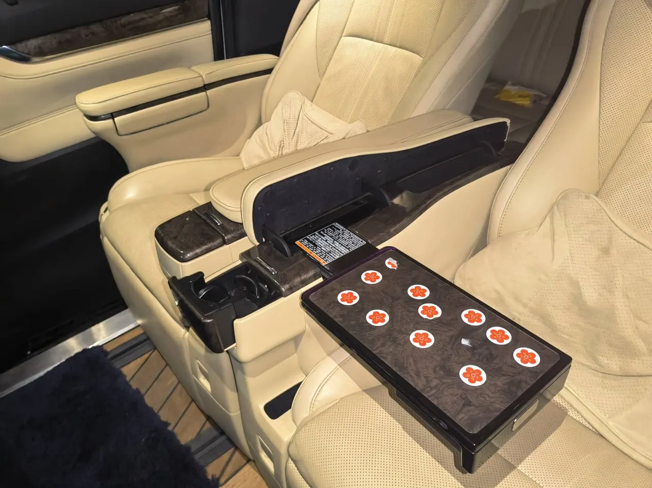 Toyota Wilfa (Imported) 2021 Crown Wilfa 2.5 Stepless Crown HV Extreme Edition Automatic Gear 6