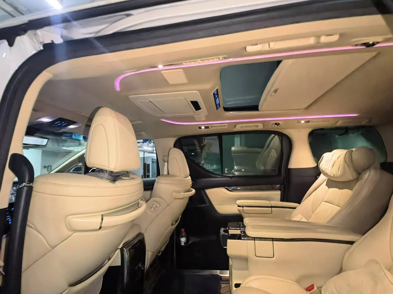 Toyota Wilfa (Imported) 2021 Crown Wilfa 2.5 Stepless Crown HV Extreme Edition Automatic Gear 8