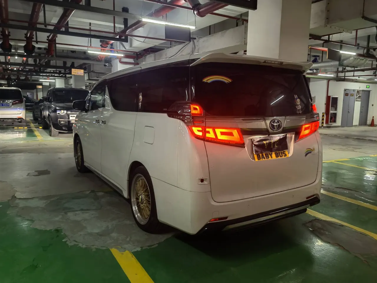 Toyota Wilfa (Imported) 2021 Crown Wilfa 2.5 Stepless Crown HV Extreme Edition Automatic Gear 9