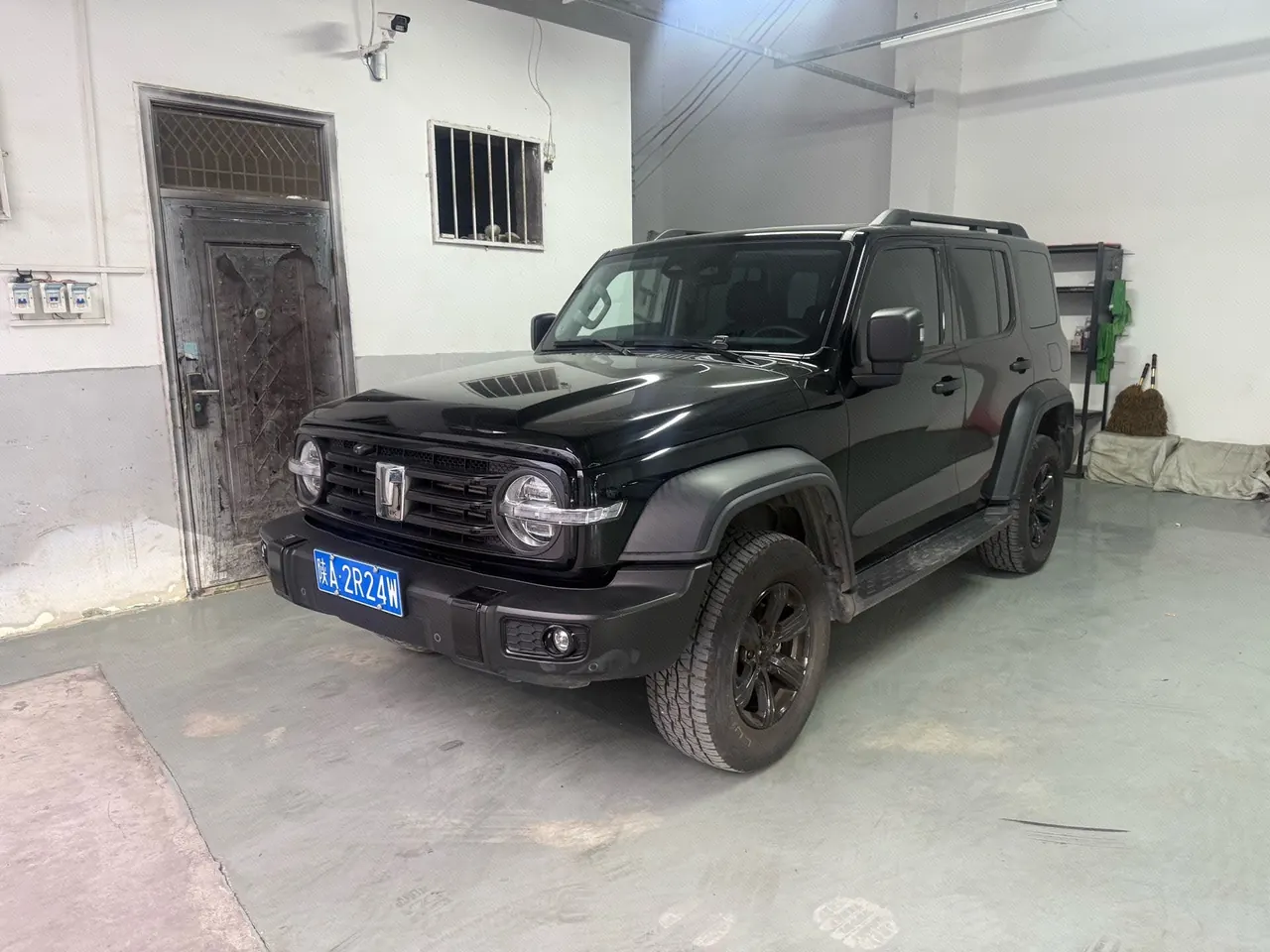Open image lightbox: Tank 2021 Tank 300 2.0T Off-road Conqueror Automatic