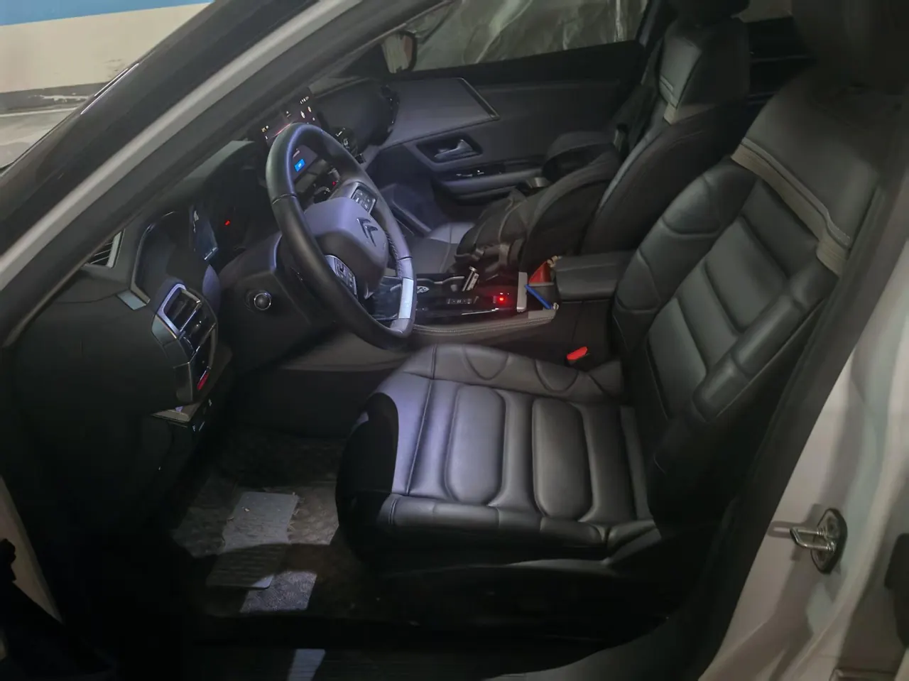 Citroen Versailles C5 X 2022 C5 X 1.6T is a great start to the year of the tiger. 9
