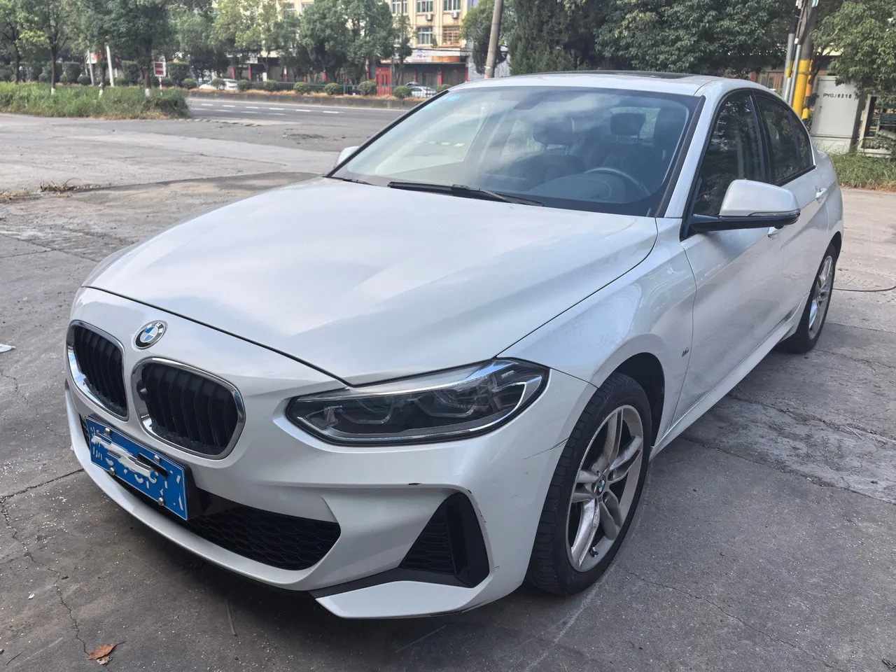 BMW 1 Series 2020 120i 1.5T M Sports Suit Automatic Gear - View 1