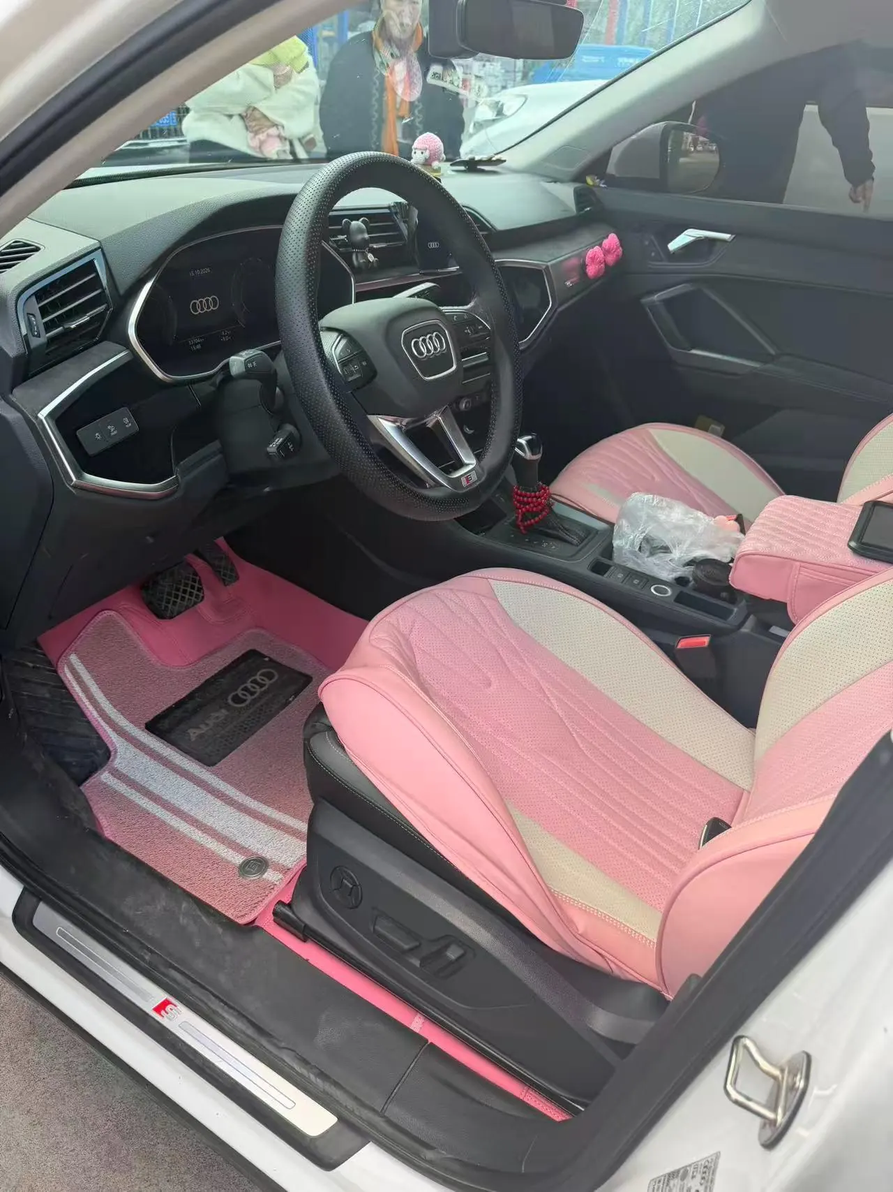 Audi 2022 Q3 Sportback 1.4TFSI 35TFSI aggressive automatic gear 3