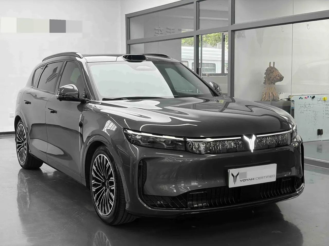 Voyah 2025 FREE four-wheel drive dry Kun version of automatic gear 7