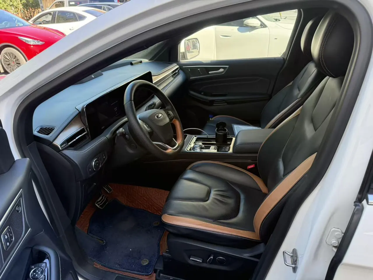 Ford 2021 Ruijie PLUS 2.0T EcoBoost 245 4-wheel drive Zunrui 7-seat automatic gear 2