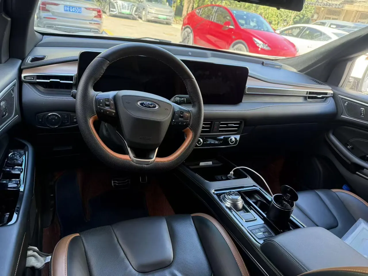Ford 2021 Ruijie PLUS 2.0T EcoBoost 245 4-wheel drive Zunrui 7-seat automatic gear 4