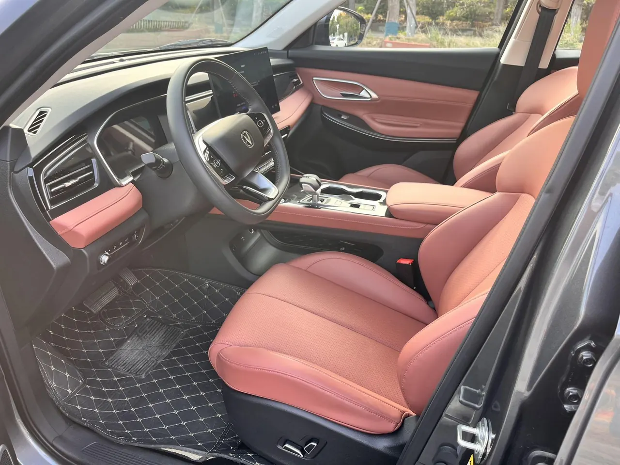 ChangAn 2025 CS75 PRO 1.5T Yuexiang 7-seat automatic gear 9