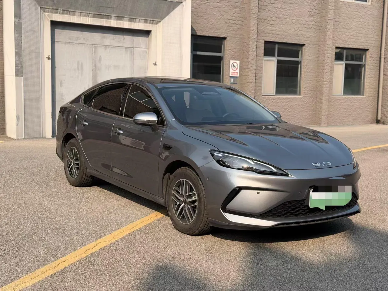 BYD 2025 seals 05 DM-i 1.5 stepless smart driving version 120KM flagship automatic gear 7