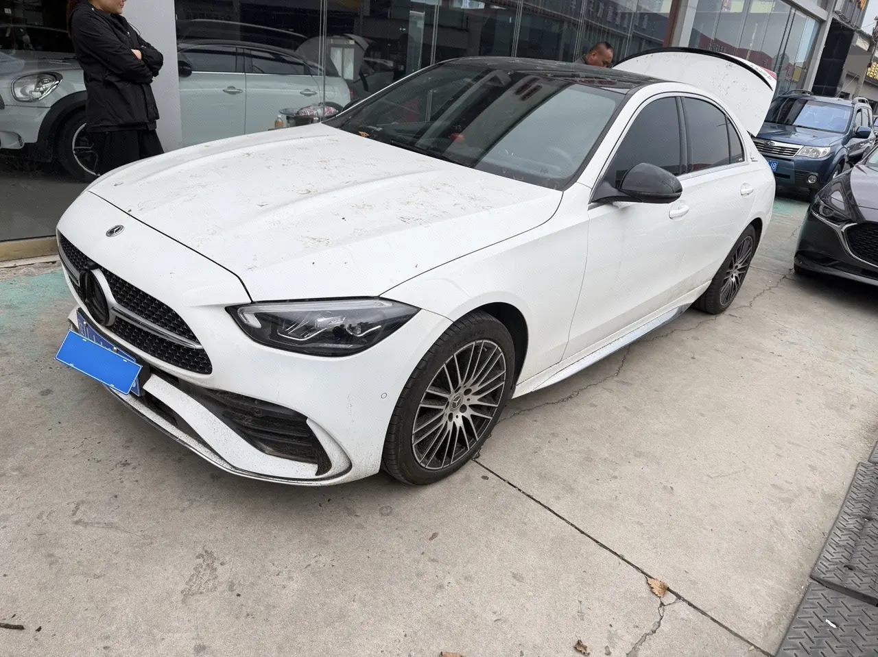 Открыть галерею: Mercedes Benz Class C 2024 C 260 L 48V 1.5T (Change 3) Automatic
