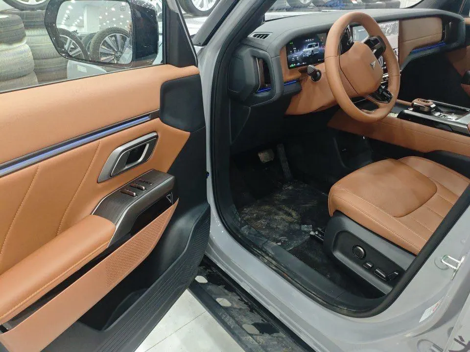 ChangAn Deepal 2026 G318 four-wheel drive air suspension dry Kun version automatic gear 3