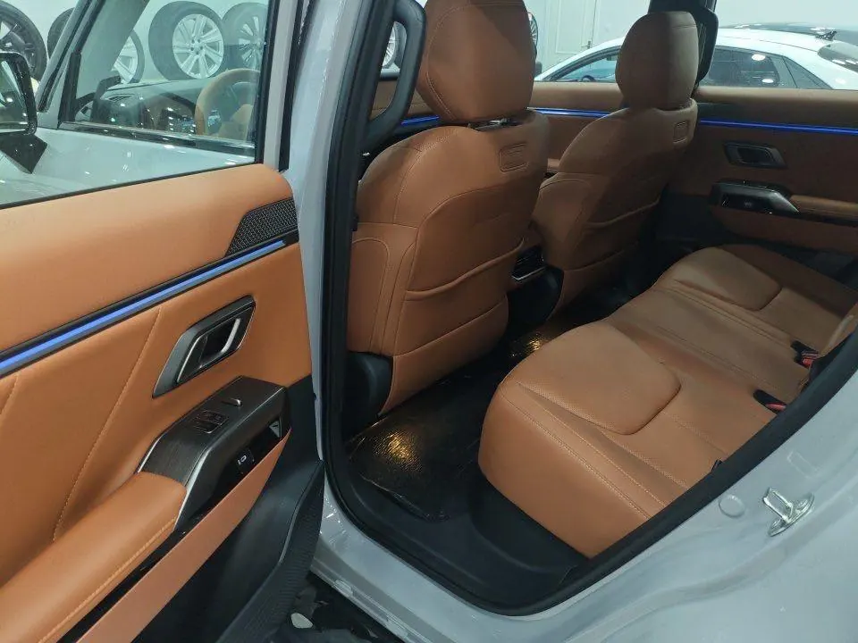 ChangAn Deepal 2026 G318 four-wheel drive air suspension dry Kun version automatic gear 5