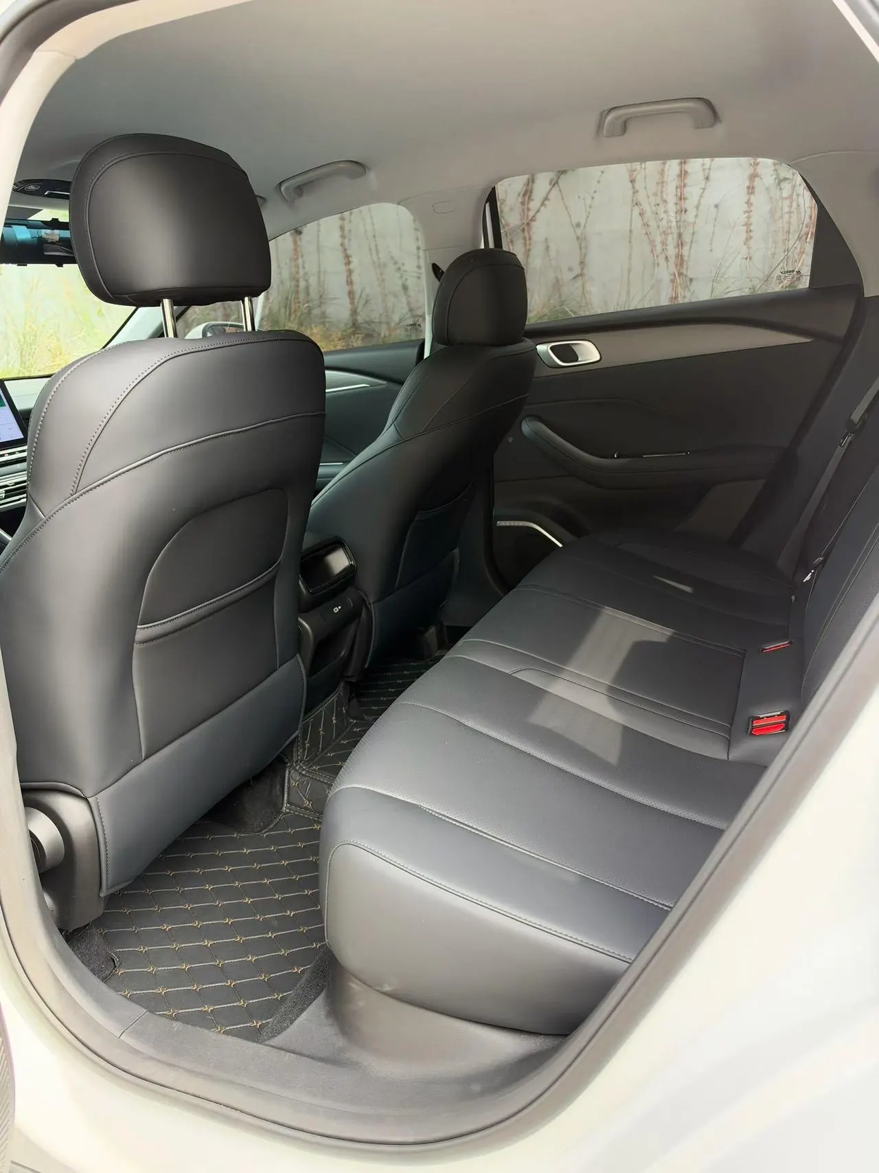 Geely 2026 Emgrand-sedan 1.5 stepless luxury automatic transmission 6