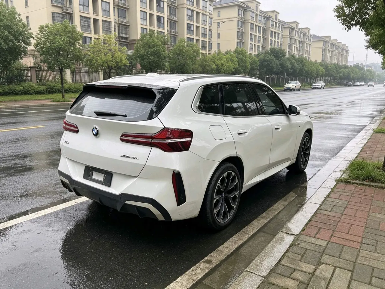 BMW 2025 X3 xDrive30L 2.0T Leading M Sports Suit Automatic Gear 2