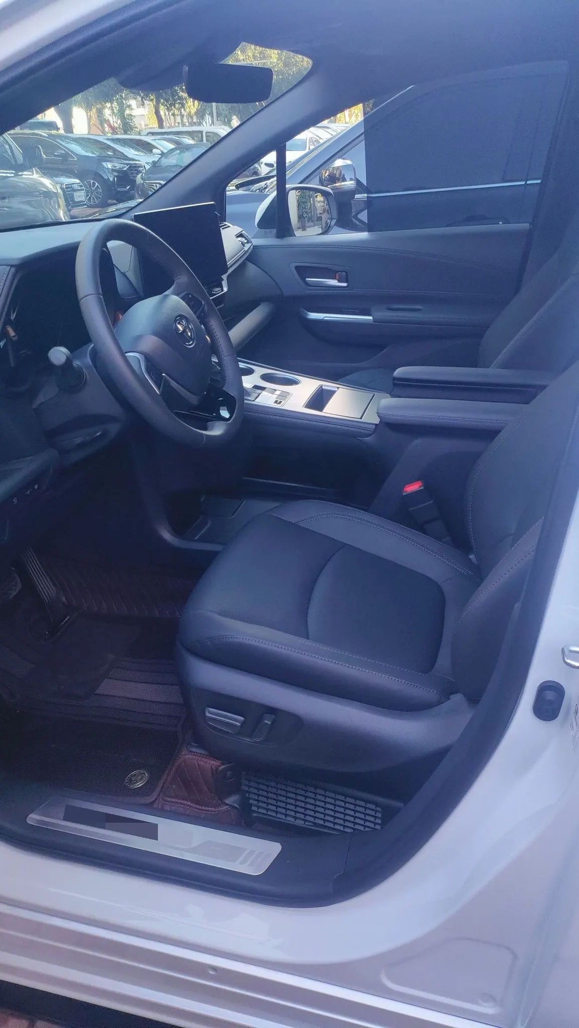 Toyota 2026 Sana 2.5 Stepless Four-wheel Drive Premium Edition Automatic Transmission 3