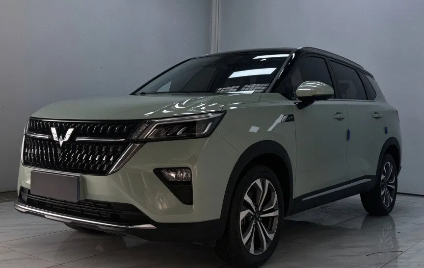 WuLing 2021 stars 1.5T stepless star obsidian version automatic gear - View 1