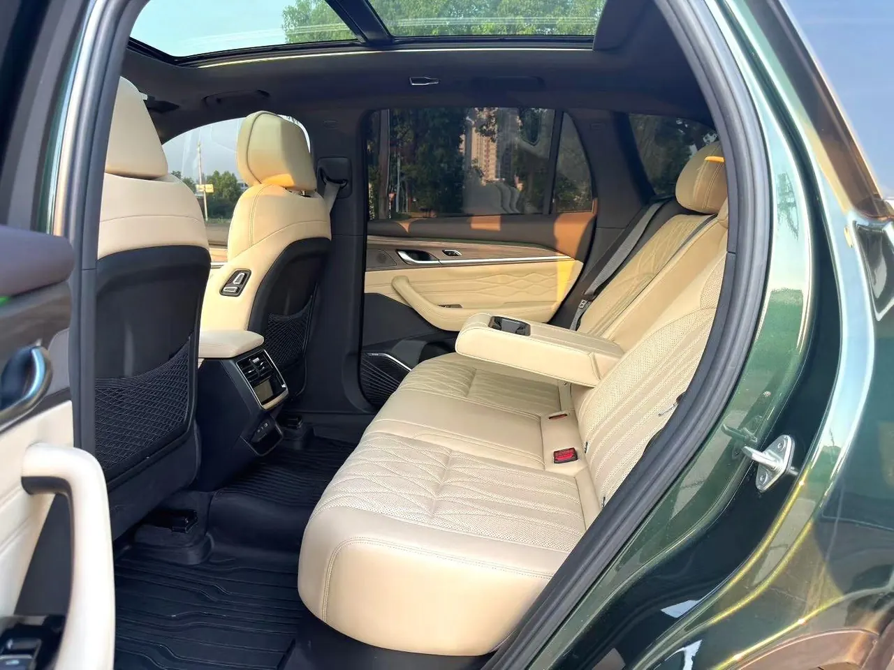 Geely 2025 XingyueL (Monjaro) 2.0TD Oriental Obsidian 4WD full-moon version automatic gear 8
