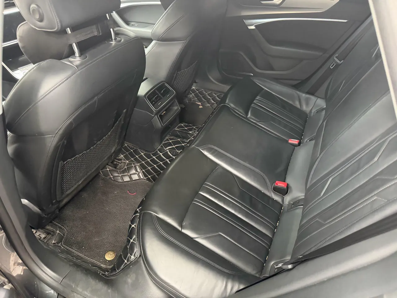 Audi A7 (Imported) 2021 A7 Sportback 2.0TFSI 45TFSI Automatic Gear Selection 3