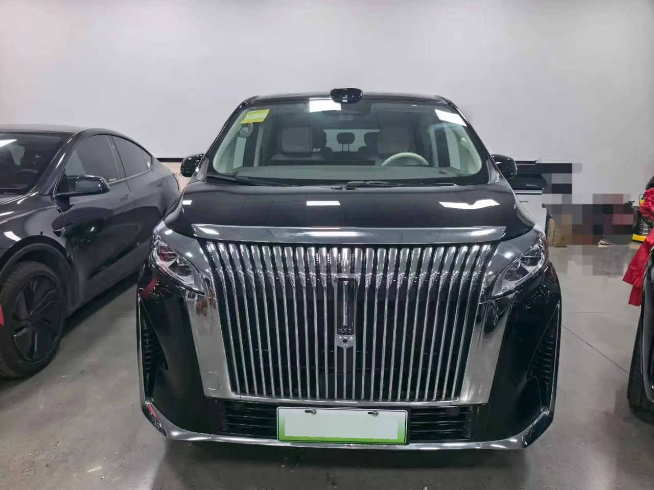 WEY 2025 VV7 Hi4 1.5T Four-Wheel-Drive Automatic Model 3