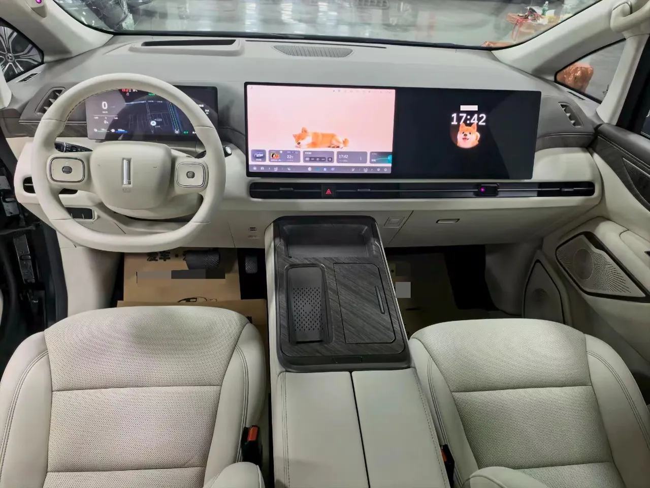 WEY 2025 VV7 Hi4 1.5T Four-Wheel-Drive Automatic Model 4