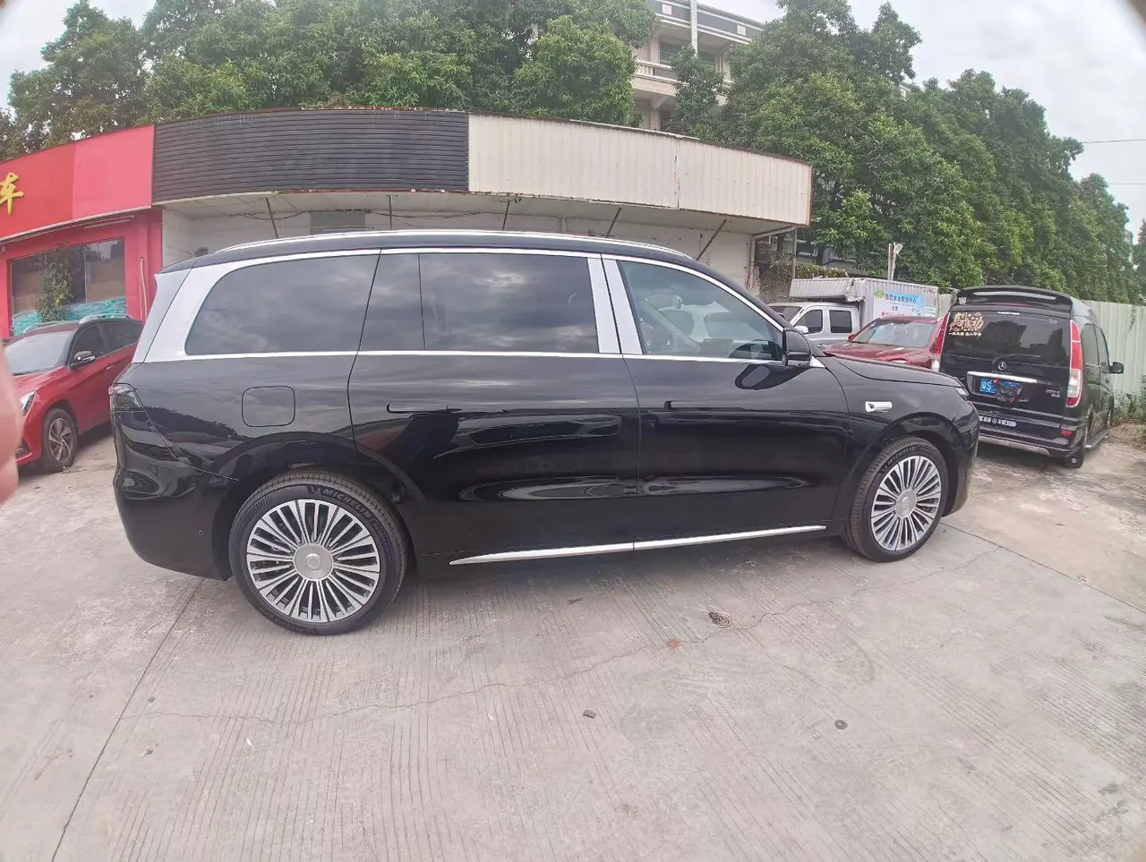 Leapmotor 2026 D 19 500 Zhizun Edition 6-seat Automatic Gear 4