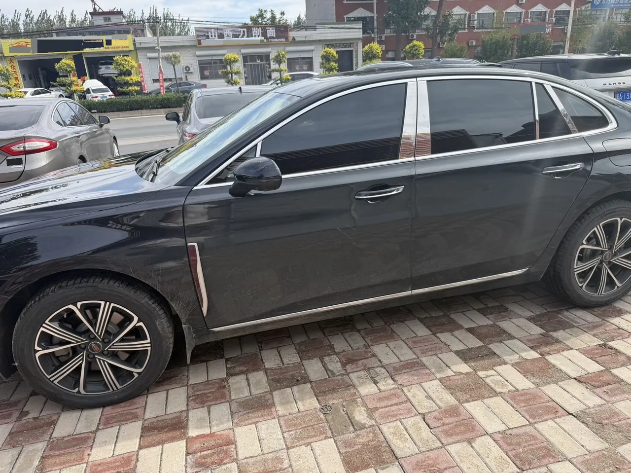 HongQi 2025 H5 PHEV 1.5T 130 Super Hybrid Automatic Gear 2