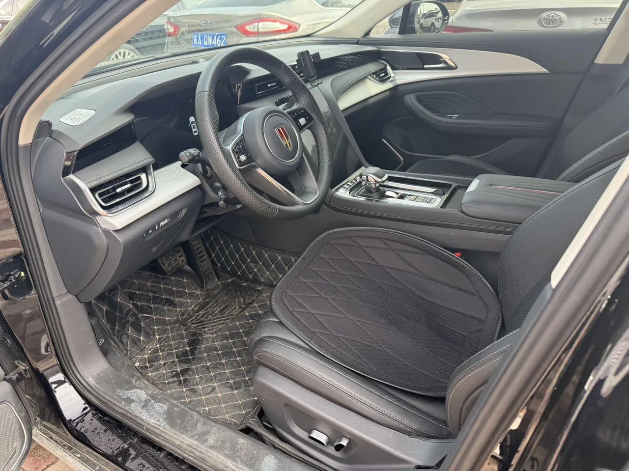 HongQi 2025 H5 PHEV 1.5T 130 Super Hybrid Automatic Gear 3
