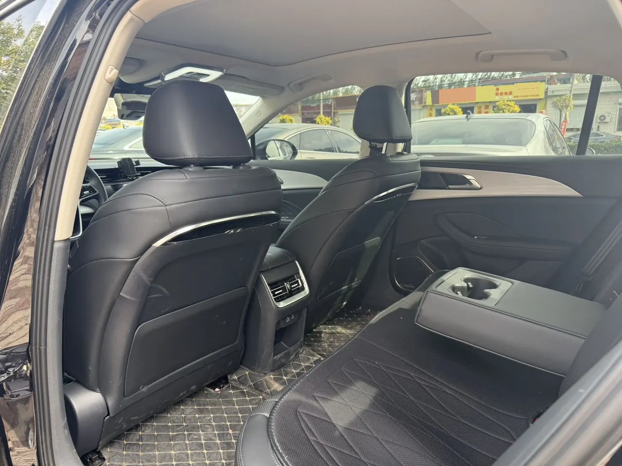 HongQi 2025 H5 PHEV 1.5T 130 Super Hybrid Automatic Gear 4