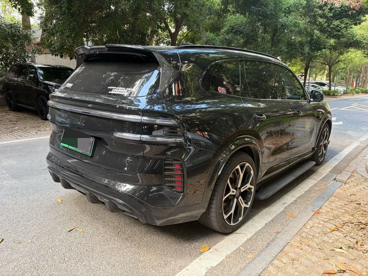 Zeekr 2026 Zeekr 8X 2.0T obsidian 70kWh automatic gear 5
