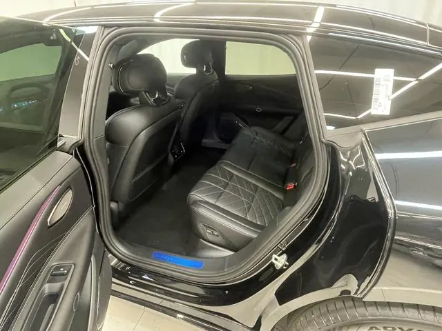 LYNK&amp;CO 2025 LYNK&amp;CO 10 EM-P 1.5T 120 four-wheel drive Ultra automatic gear 6
