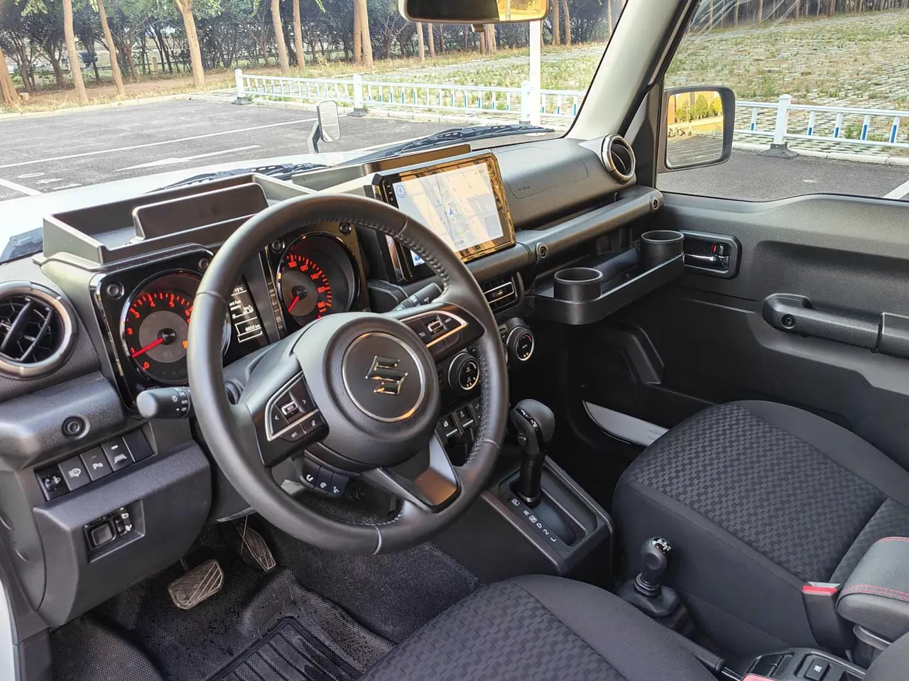 Suzuki Jimny (Imported) 2025 Jimny 1.5 Four-wheel Drive Automatic Gear 6
