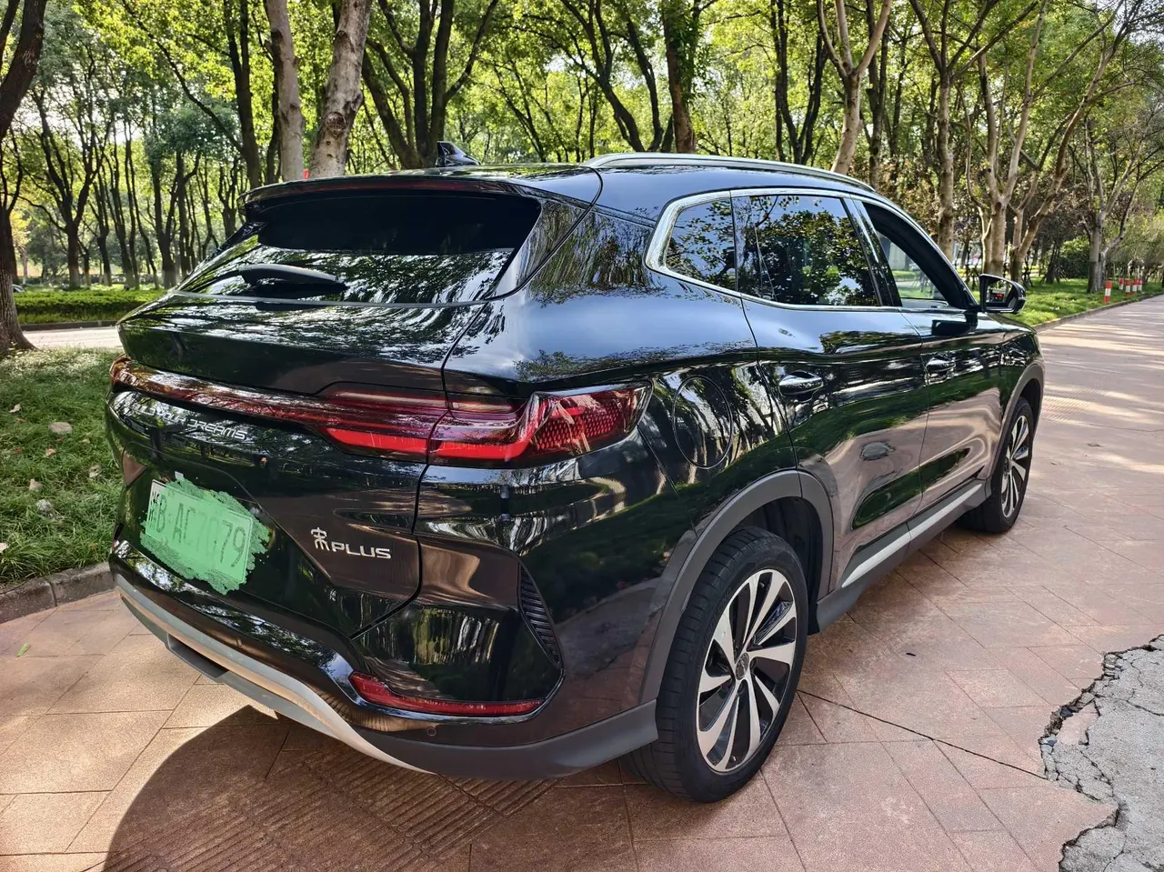 BYD 2023 Song PLUS EV Champion Edition 520KM Honorable Automatic Gear 7