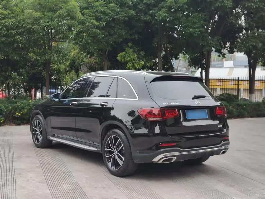 Mercedes Benz 2022 GLC 260 L 4MATIC 2.0T Dynamic (Change 2) Automatic Gear 3