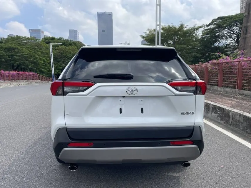 Toyota 2023 RAV4 Rongbo 2.0 Stepless Two-Drive Fashion Plus Edition Automatic Gear 4