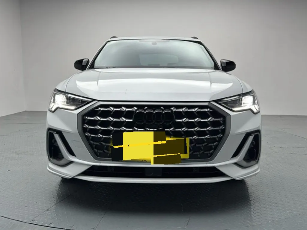 Audi 2026 Q3 1.5TFSI 35TFSI 45th Anniversary Collection Edition Quattro Fashion Dynamic Automatic Gear 2
